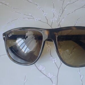 Ray bans (boyfriend tortoise)